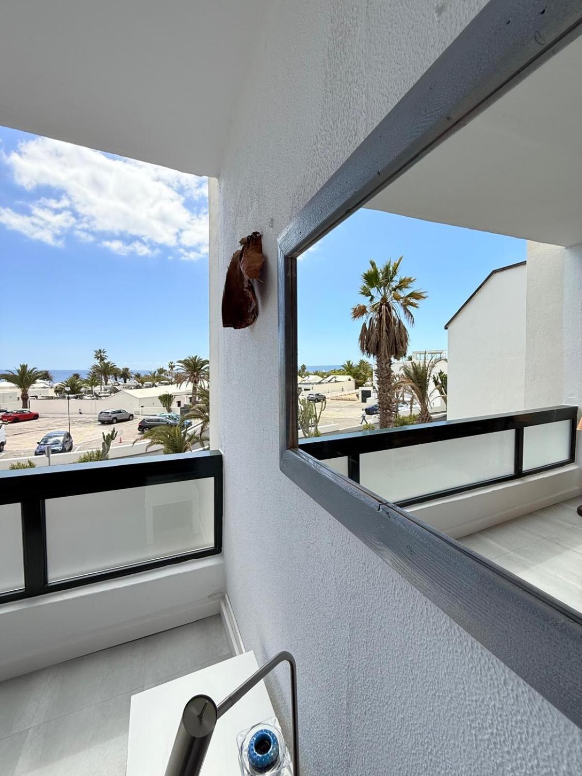 קוסטה טגוויסה Al Sole Studios Residence Playa Roca מראה חיצוני תמונה