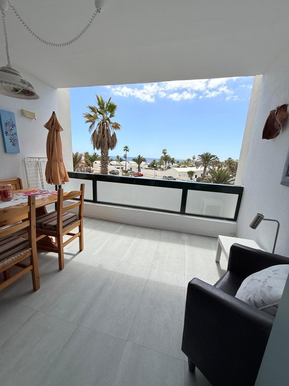 קוסטה טגוויסה Al Sole Studios Residence Playa Roca מראה חיצוני תמונה